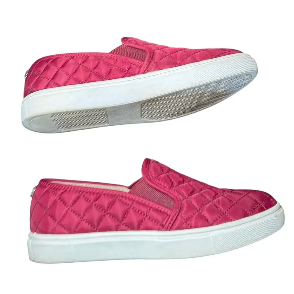 Steve Madden Ecentrcq Quilted Slip-On Sneakers Burgundy Size 6.5